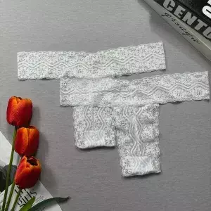 Calcinha renda estreita Branco