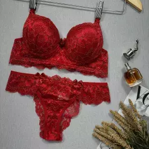Conjunto Rosa renda com fio de ouro - PIMENTA