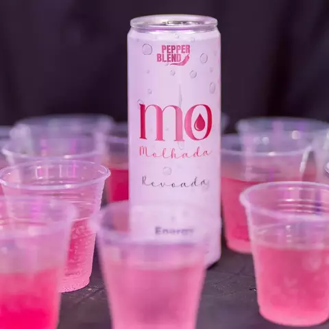 ENERGéTICO FUNCIONAL REVOADA MO MOLHADA 355ML SABOR GUARANá, MACA PERUANA E VITAMINAS PEPPER BLEND