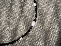 Choker con Perlas y mostacillas negras - comprar online