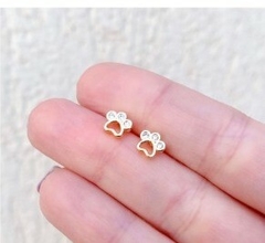 Brinco patinha vazada zircônia transparente - ouro na internet