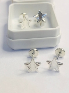 Aros Abridores De Plata Estrella Con Relieve