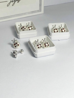 Aros abridores de plata vaquita de san Antonio con cubics bordo
