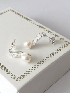 Aros Pasante De Plata 925 Con Micropave Y Perla en internet