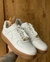 Tênis Nike Air Force Branco com solado de borracha