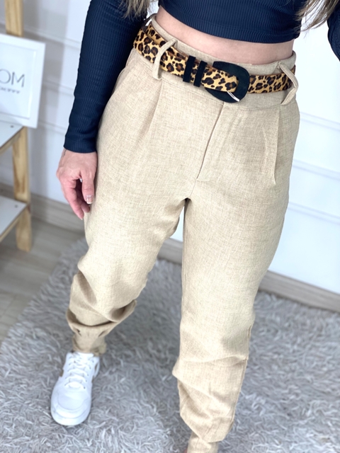 Calça alfaiataria nude