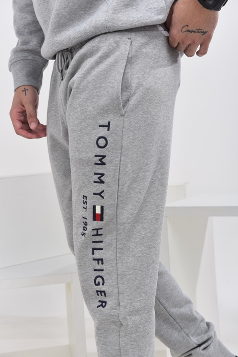 CALÇA MOLETOM TOMMY HILFIGER - CINZA