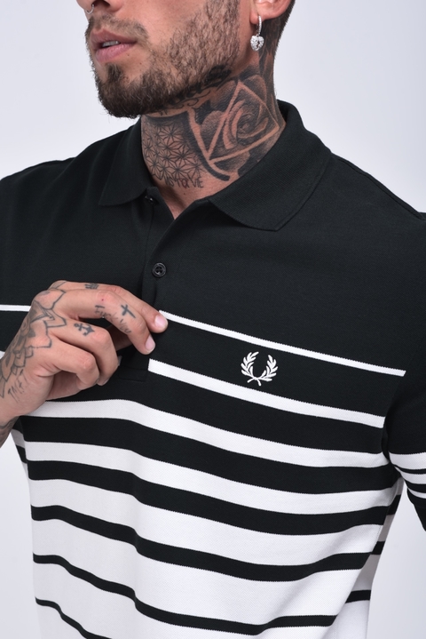 POLO FRED PERRY WITH STRIPE DETAIL - VERDE/ BRANCO