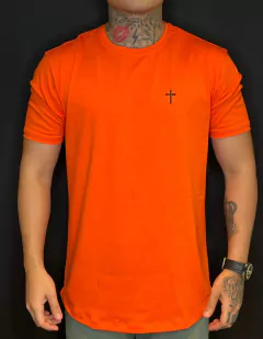 T-shirt Básica EL DIVINO Cruz na internet