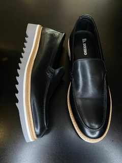 Sapato Social Masculino Mocassim EL DIVINO na internet