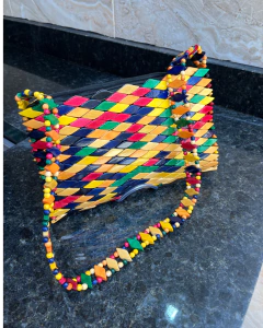 Bolsa Artesanal Olívia em Madeira Feminina Clutch de Mão com Zíper Forro em Cetim