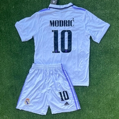 Conjunto Modric Real Madrid titular 22/23 #10