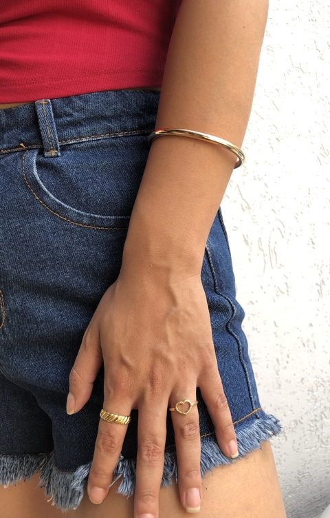 Bracelete liso Vic dourado