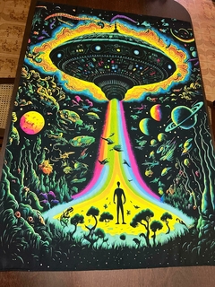Imagem do Tapeçaria de Nave Espacial Alienígena Reativa a UV & para Galáxia - Arte de Parede com Tema Espacial