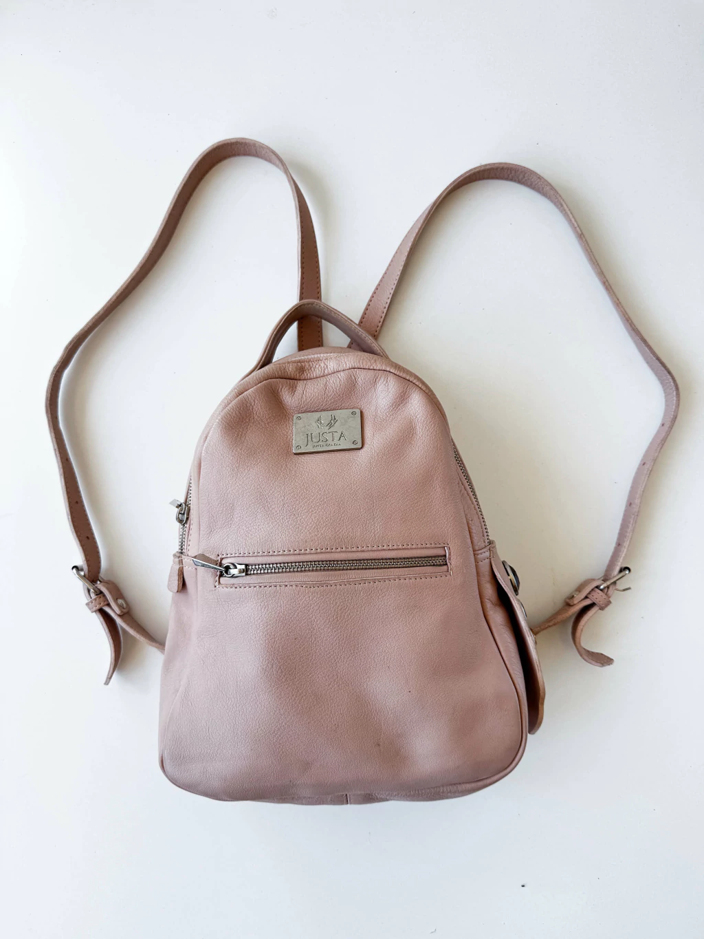 Mochila de cuero marca JUSTA OSADIA cod 12309