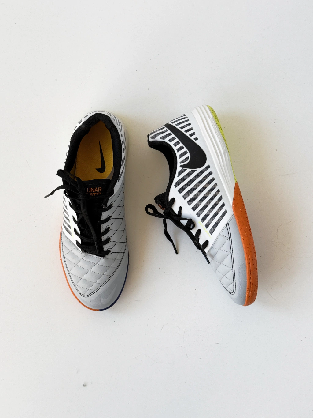 Botines NIKE COD 7732