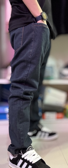 JEAN AZUL OSCURO CORTE CLASSIC - comprar online