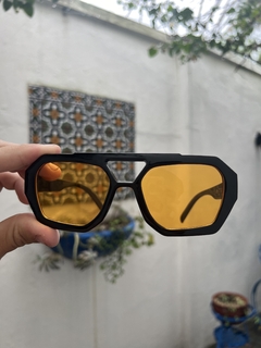 REC Amarillas Gafas
