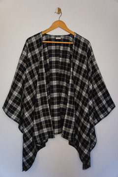 poncho xadrez preto com azul