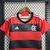 camisa-flamengo-home-23-24-masculino-torcedor-vermelho-e-preto-pedro-gabigol-arrascaeta-5.png