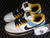 DUNK LOW SB BRANCO/ PRETO/ AMARELO - loja online