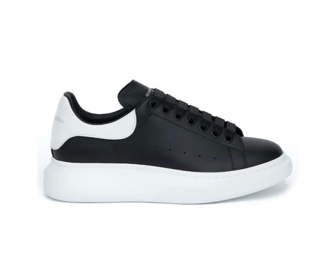 ALEXANDER MCQUEEN OVERSIZED COURO PRETO/BRANCO