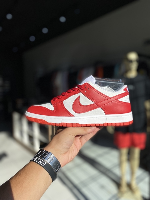 NIKE SB DUNK LOW GYM RED