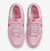 Nike Dunk Low GS “Triple Pink” na internet