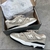New Balance 550 Creme Suede na internet