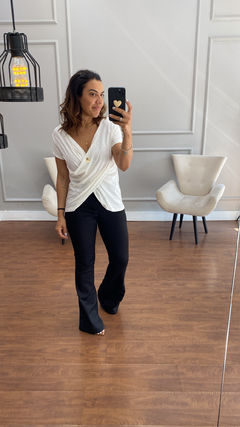 Blusa Traspassada em Viscolycra