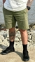 Walkshorts Sundayz Essential é o pedido para você!  Confeccionados em sarja peletizada com elastano, esses shorts leves e confortáveis se moldam ao seu corpo, garantindo o caimento perfeito. Com bolsos laterais e bolso traseiro com lapela e botão, você te