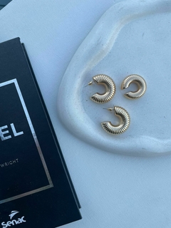 Argola + um piercing tubo fake - comprar online