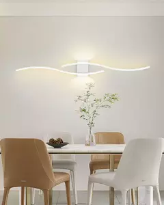 Arandela Versatile Light na internet