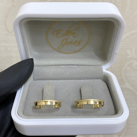 Par de alianças em ouro 18k REF 125