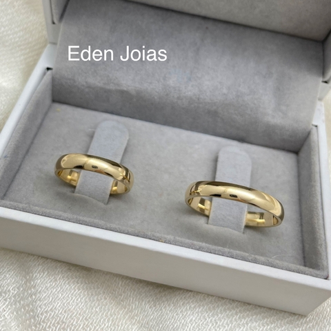 Par de alianças em ouro 18k REF 010