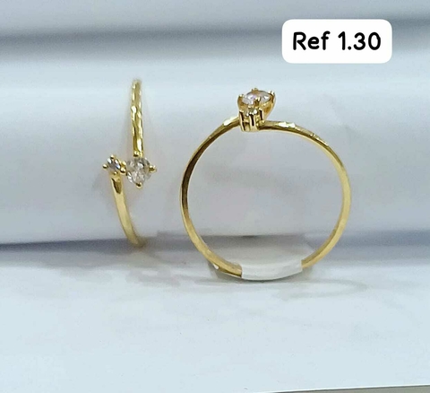 Anel com pedras em ouro 18k