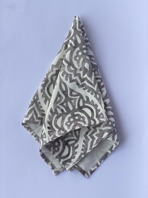 Servilleta arabesco gris