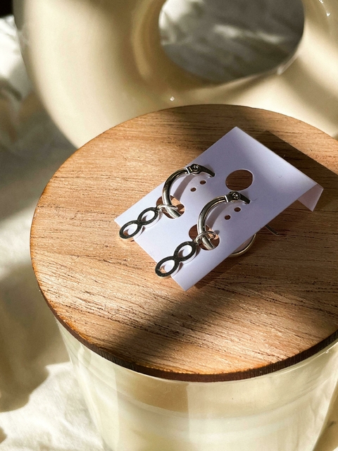 Aros argollitas acero blanco con dije infinito