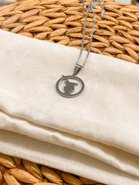 Dije Mate y cadena y acero