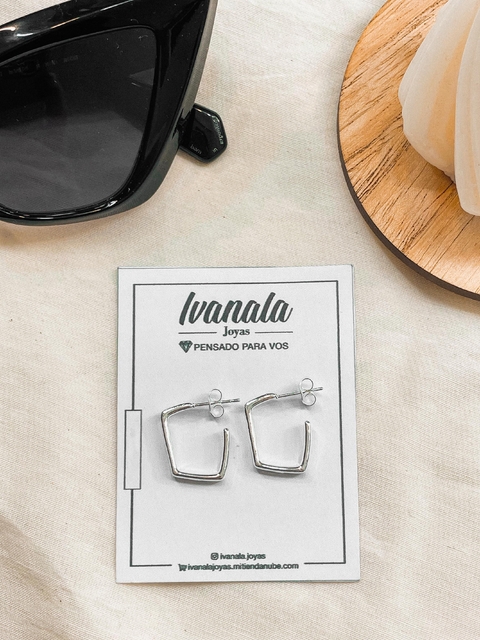 Aros acero blanco pasantes con forma