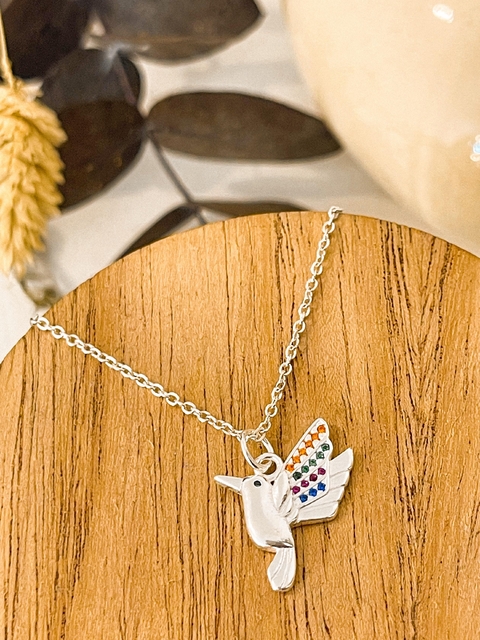 DIJE COLIBRI PLATA CON MICROCRISTAL Y CADENA ACERO BLANCO