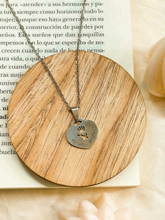 Dije acero feminista Ni una menos corazon (mediano) y cadena