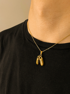 Dije doble botin acero dorado con cadena - comprar online