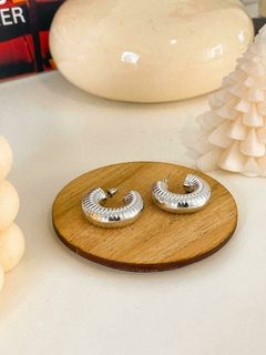 AROS REDONDOS Y LABRADOS LAMINADA EN PLATA-CHUNKY - comprar online