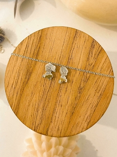 DIJE PLATA Y ORO NENE/NENA (FRENTE Y DORSO) CON CADENA ACERO BLANCO