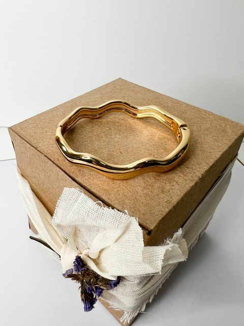 Bracelete ondulado