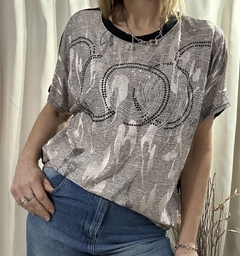 Remera "círculos" en internet