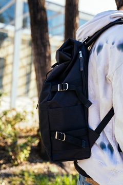 Mochila City 30 L ¨Negra¨ - comprar online