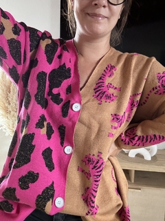 Cardigan Tiger en internet