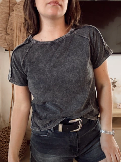 Top Remera Emely - tienda online
